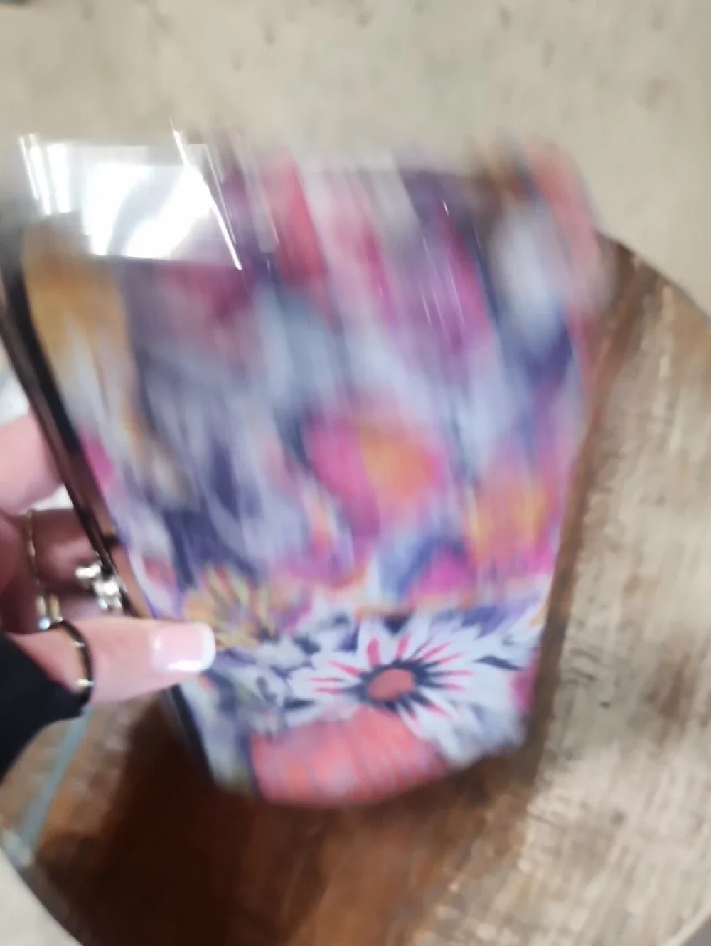 Hobo Magnetic Floral Print Clutch Fold Wallet Purple Multicolor Leather